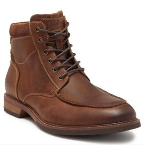 FLORSHEIM CHALET LEATHER MOC TOE SIDE ZIP BOOT IN BROWN